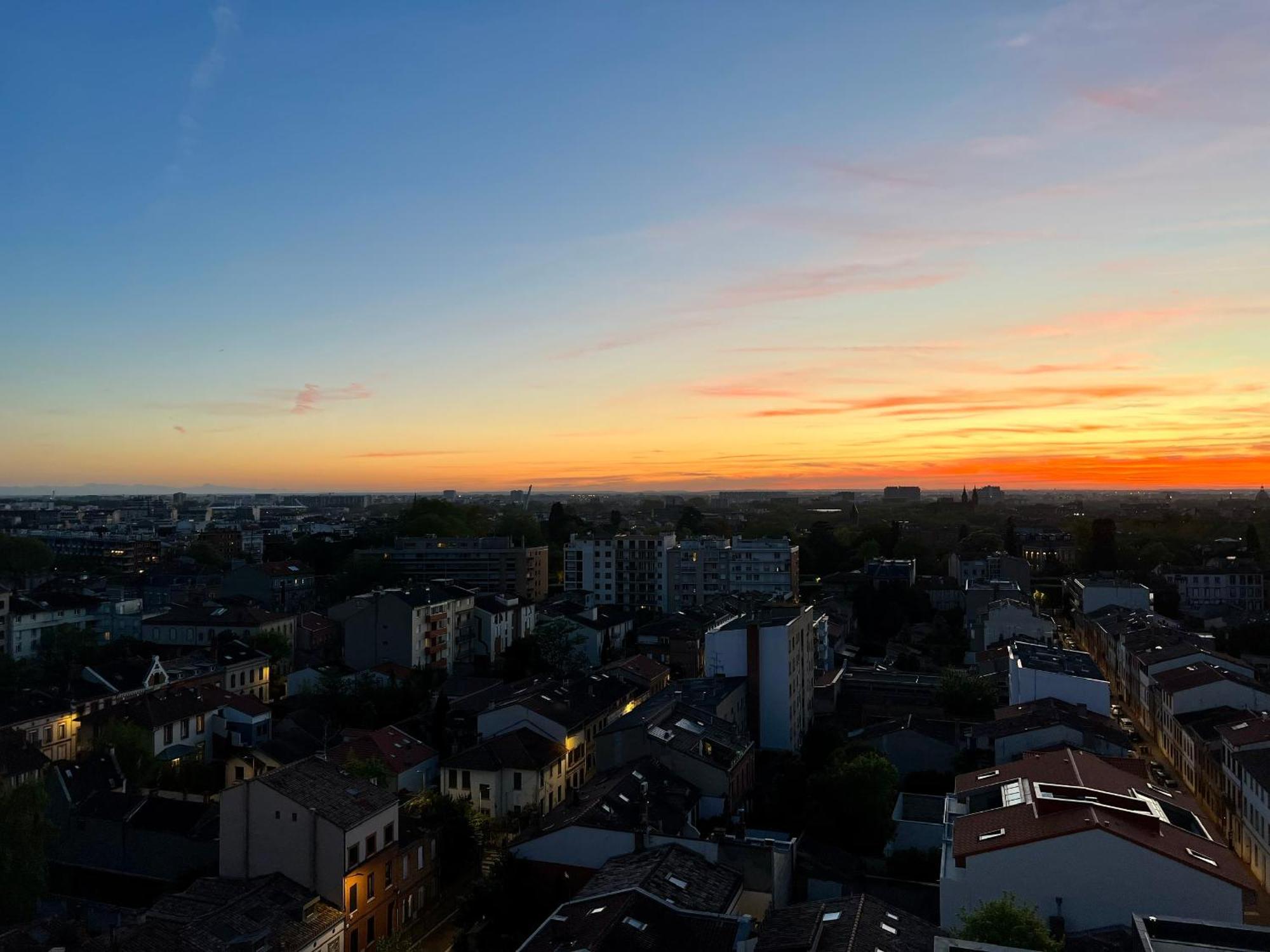 Sunset Duplex - Grand-Rond, Jardin Des Plantes, Centre-Ville, 2 Bdrs 60M2, Ac, Free Public Car Park 200M Away, Netflix - T3 60M2 Avec Clim, Parking Public Gratuit A 200M Toulouse Extérieur photo